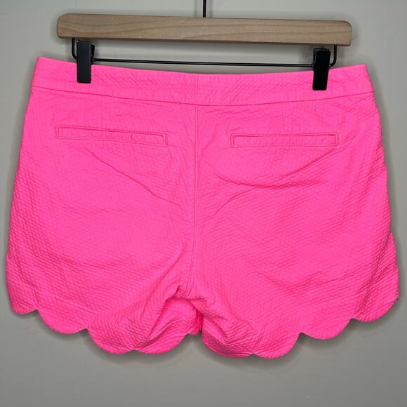Lilly Pulitzer Pink Buttercup Scalloped Hem Cotton Stretch Shorts Size 4 Preppy - Picture 3 of 13